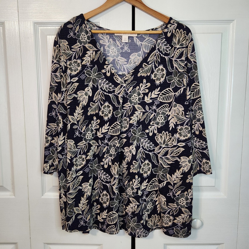 Good Days Only Navy Floral V-Neck 3/4 Roll-Tab Sleeve Plus Size Top 2X Travel‎
